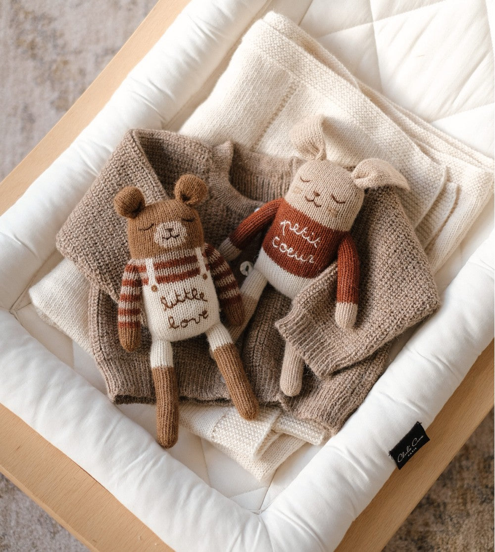 Gebreid knuffel beer/teddy - Little love - Alpaca wol - Main Sauvage