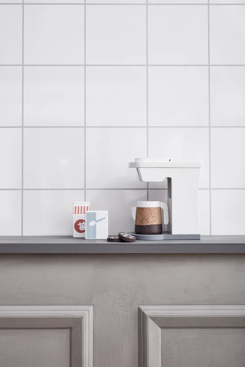 Kaffeemaschinen-Set - Holzspielzeug - Kid's Concept