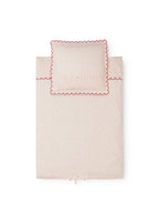 Bed Linen – Scallop Junior Happy Hearts – Bio-Baumwolle – Junior-Bettwäsche mit Wellenkante – 100 × 140 cm – MarMar Copenhagen