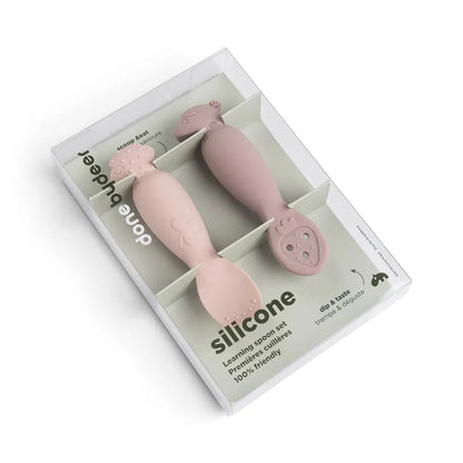 Löffelset für Babys – Learning spoon set – Tiny Farm – Powder – Done by Deer