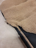 Wasserdichter Fußsack Tan – 100% Wollfutter – Alwero
