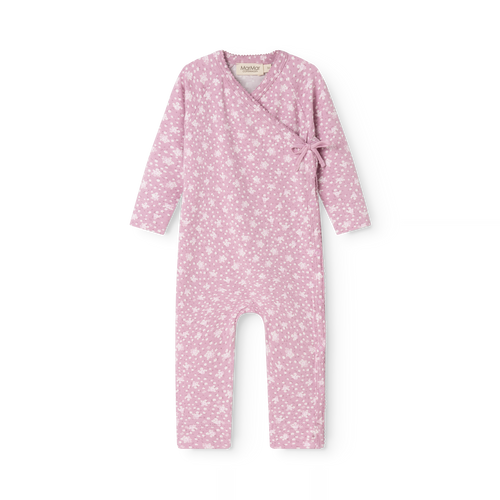Romper Rula – Lit de Rose – MarMar Copenhagen: front view of the romper with wrap closure.