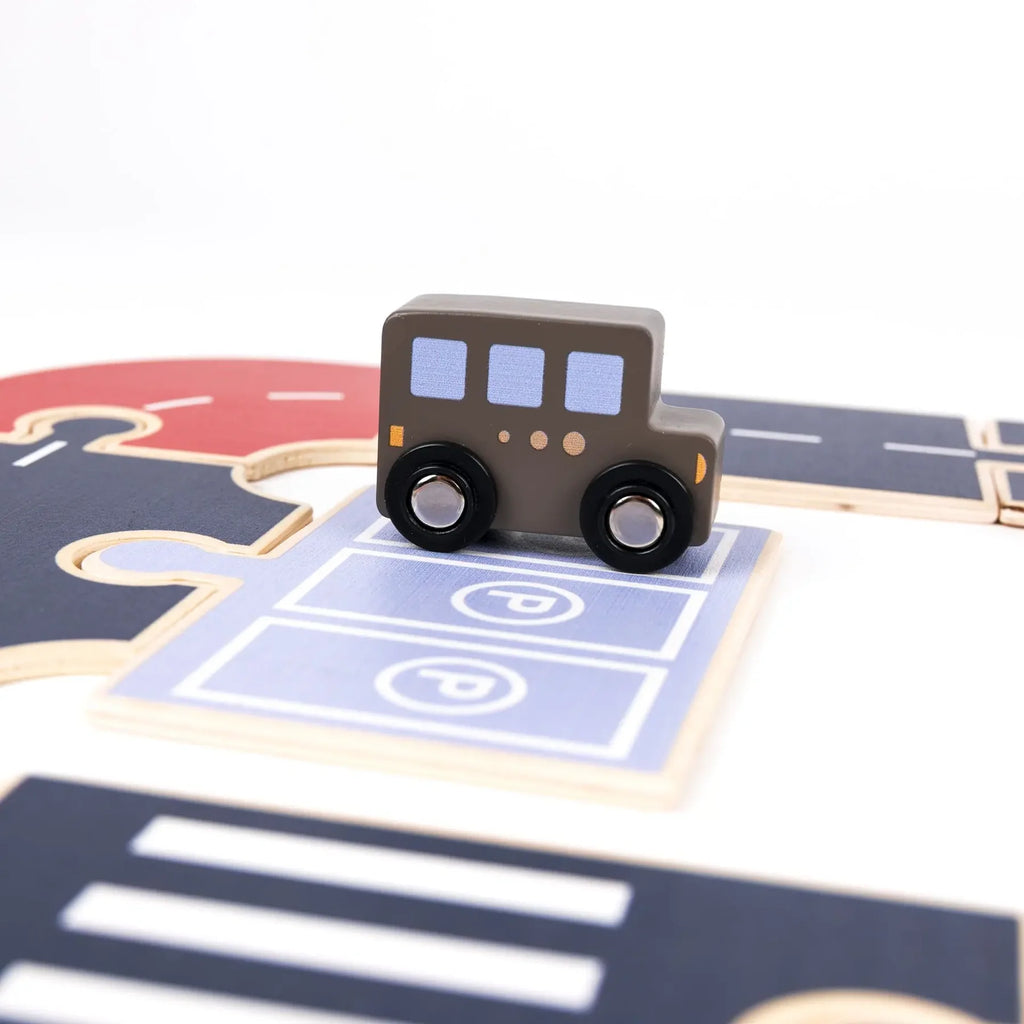 Auto's op de Weg – Houten autobaan met accessoires van FSC-hout – Egmont Toys
