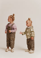 Moon & Stars Sweater Matcha – 100% Bio-Baumwolle – Claude & Co