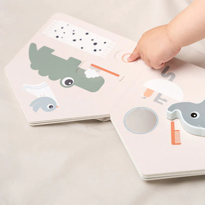 Interaktives Buch "Zuhause"- Elphee's home board book - Deer friends - Colour mix - Done by Deer