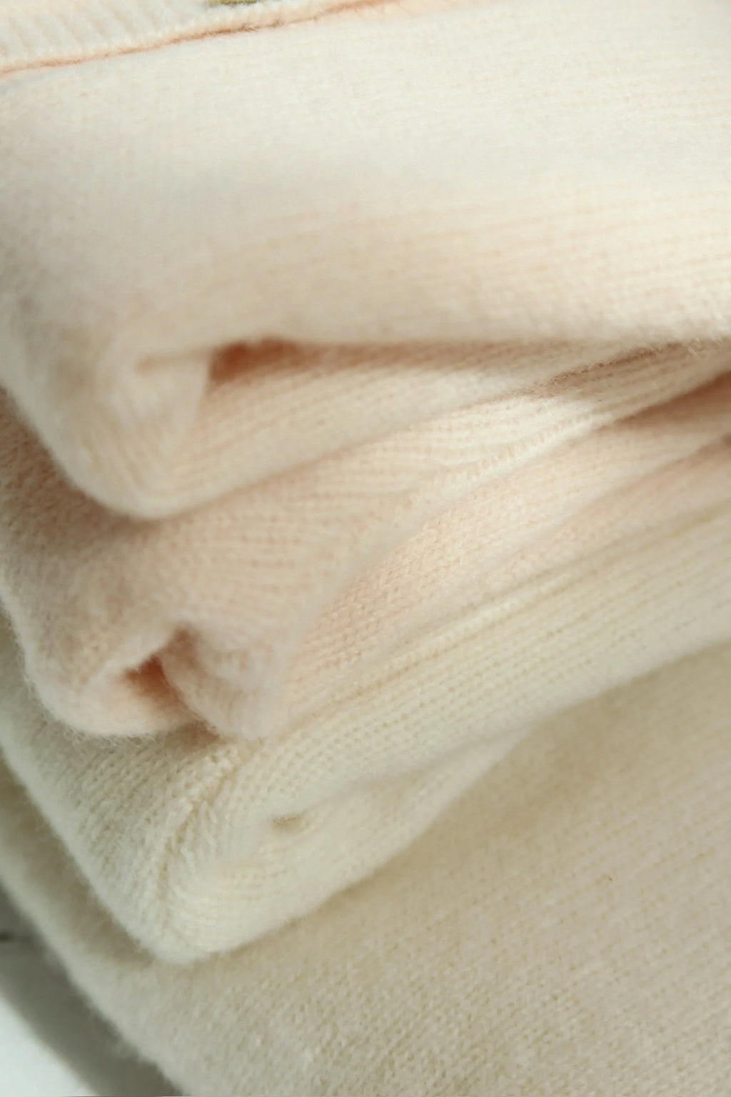 Savora Hose - Antique White - Weite Babyhose - 100% Wolle - Konges Sløjd