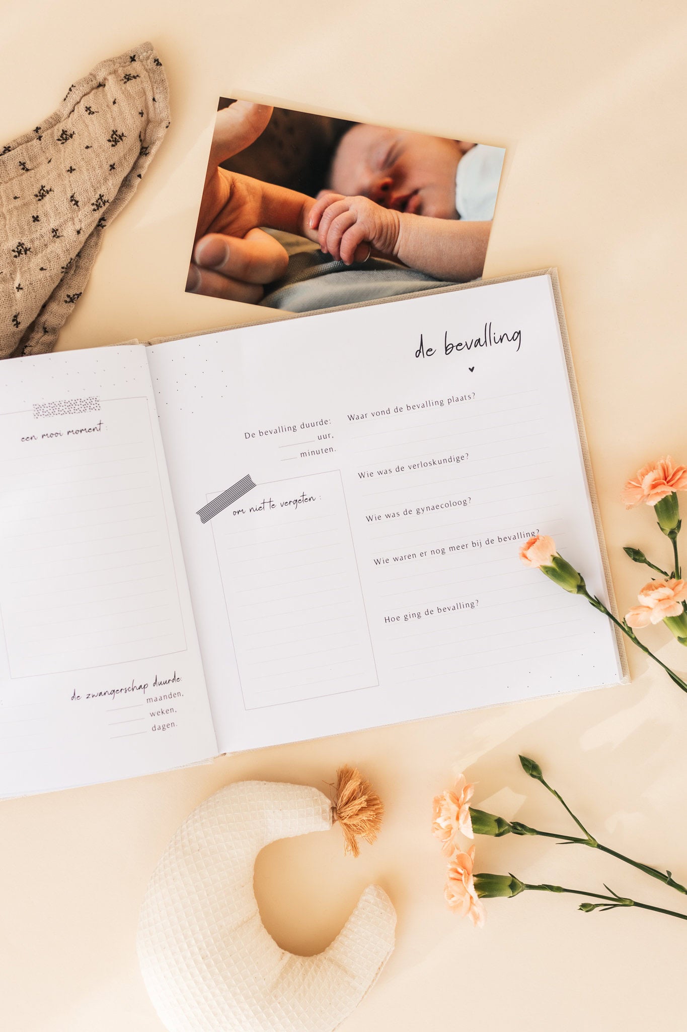 Baby journal - My first year - Linen taupe - Fyllbooks