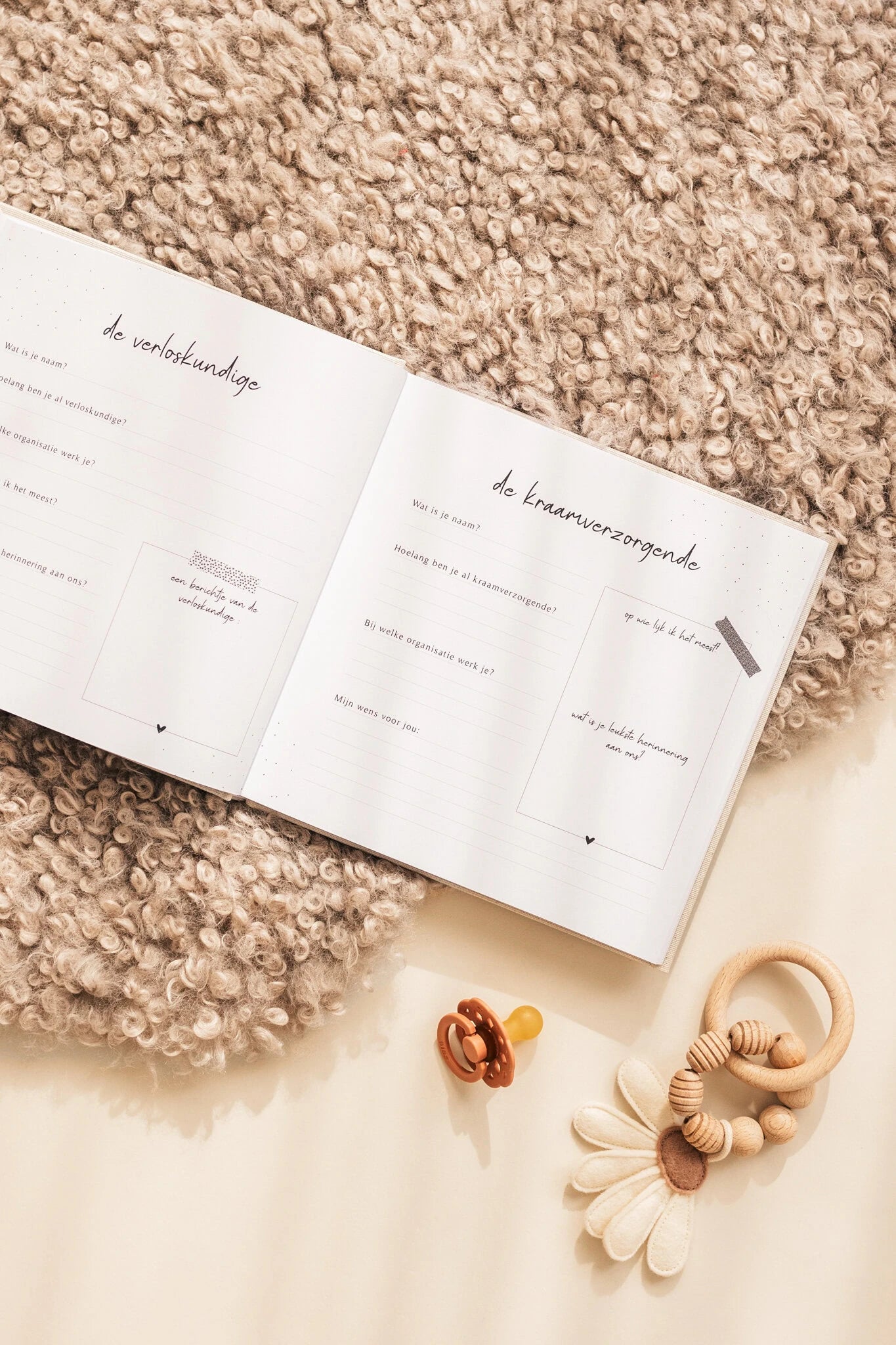 Baby fill-in book - My maternity visit book - Linen Beige - Fyllbooks