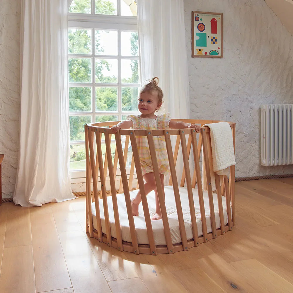LUGO Evolving Wooden Baby Bed - Extendable Wooden Bed 70x90 / 70x140 cm - From Birth to 7 Years - Charlie Crane