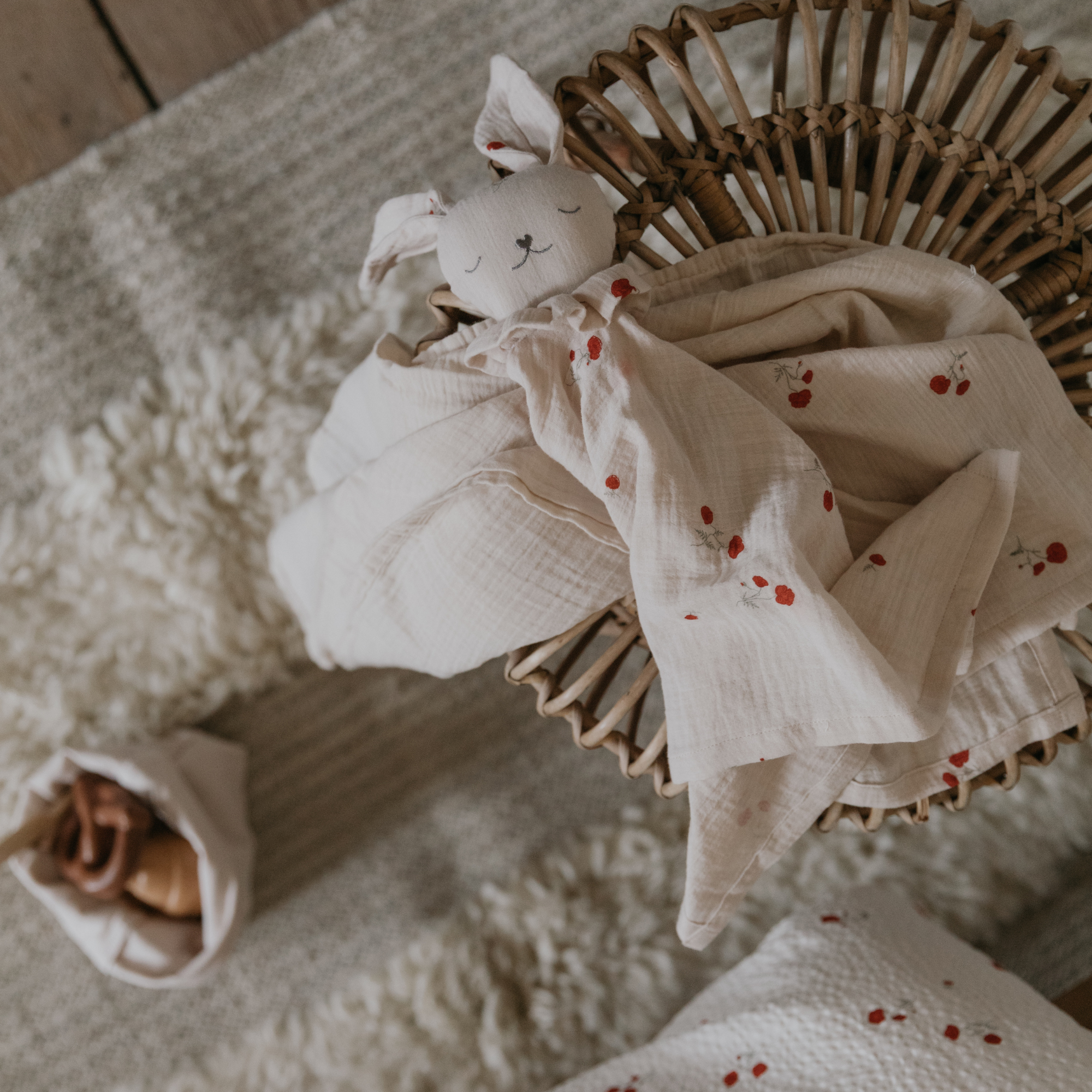 Knuffeldoekje Konijn - Muslin Bunny Cuddle cloth - Biologisch katoen - Poppy - Garbo&Friends - productfoto - afbeelding 2