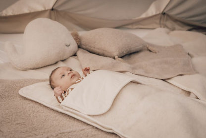 Alwero - Kussen Walvis Naturel - 100% wol - lifestyle
