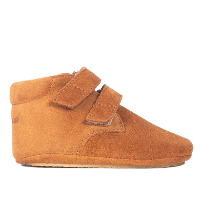 Angulus - Zachte en flexibele leren prewalkerschoen Baby schoentje - Cognac - Suede - 100% Chroomvrij leer - zijaanzicht productfotot