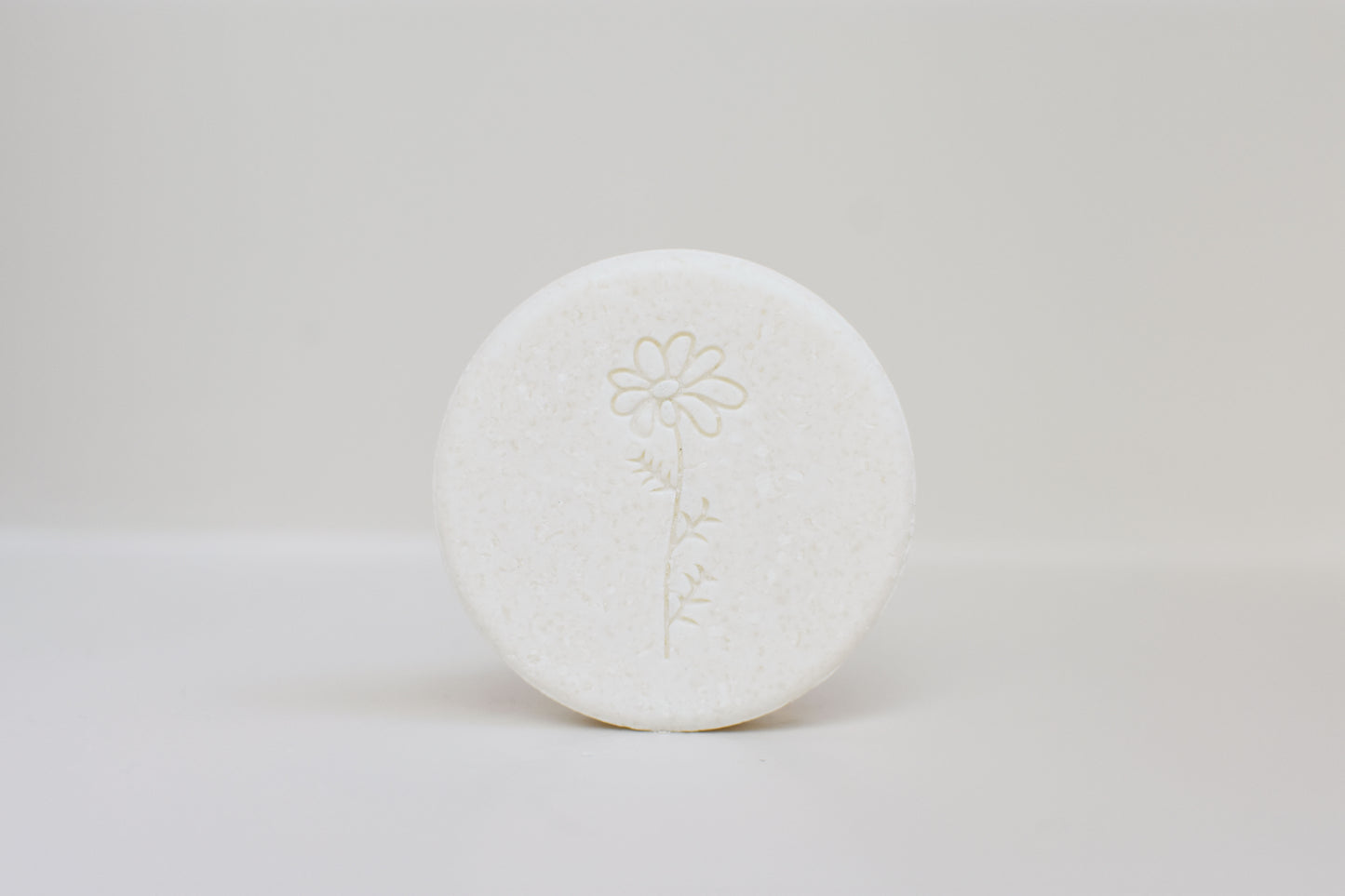 HUSKS - Newborn Baby Soap Bar - Aromatherapeutisch - Lavendel & Haver - 100% natuurlijk - witte shampoobar