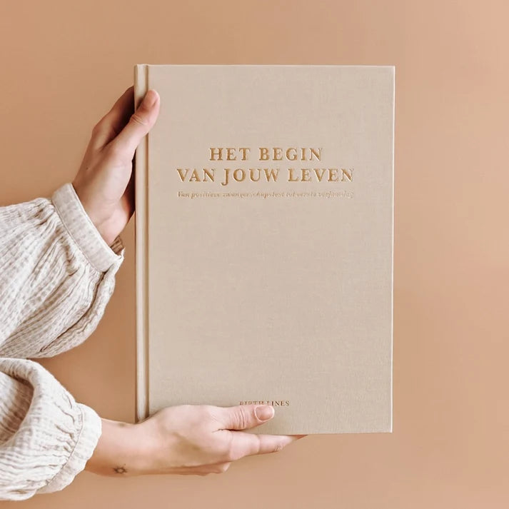Het begin van jouw leven – Alles-in-één zwangerschaps- en babyinvulboek van 0 tot 1 jaar – Birth Lines
