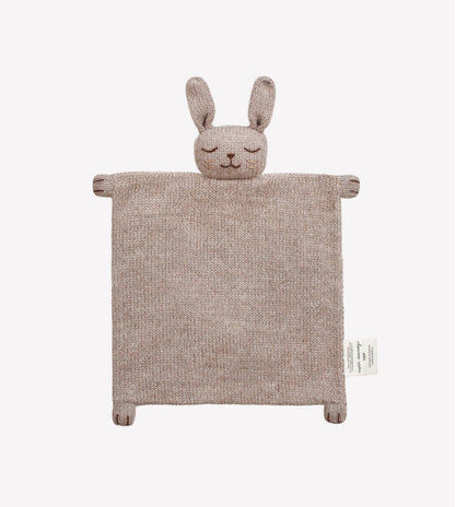 Knitted comforter - Alpaca wool - Bunny - Sand - Main Sauvage