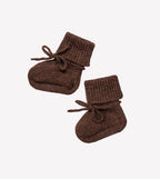 Gebreide babyslofjes Dark Mocha – 100% baby alpaca – Main Sauvage