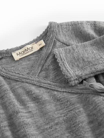 Marmar copenhagen belita pointelle overslagromper merino wol detail romper grey melange grijs