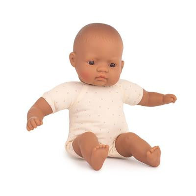 Miniland - Babypop Latin met zacht lijfje - 32 cm -100% ftalaat vrij vinyl - productfoto -zittend