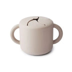 Mushie - Siliconen snackbeker - Snack Cup wit