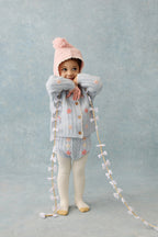 Top Bottom Mony – Gebreide Babyset Lichtblauw – Tencel & Alpaca Blend – Louise Misha