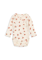 Minnie Newborn Body – Rosa Rouge – Overslagromper met bloemenprint – GOTS biologisch katoen – Konges Sløjd